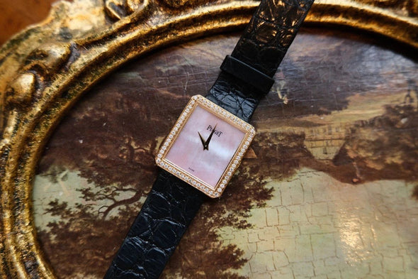 Piaget 18 Karat Gold Rare Pink Mother of Pearl Dial Vintage Ladies Watch