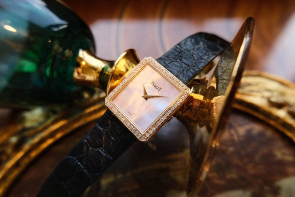 Piaget 18 Karat Gold Rare Pink Mother of Pearl Dial Vintage Ladies Watch