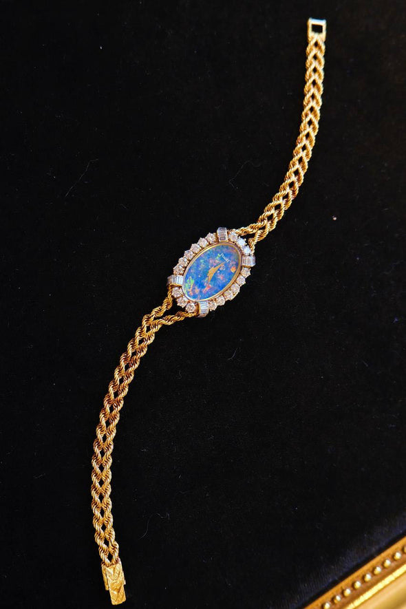 Piaget Opal Diamonds 18 Karat Gold watch