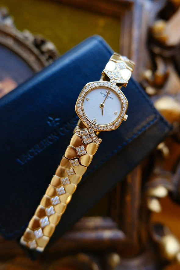 Vacheron Constantin 18K Gold classic ladies dress watch