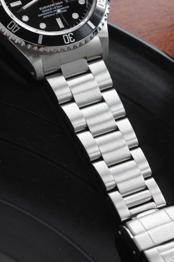 Rolex Submariner Date Black Dial Watch Ref: 16610 Fully serviced