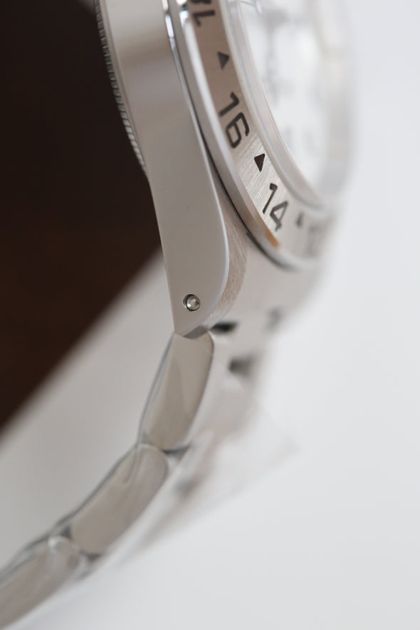 Rolex Explorer II 16570 White (Swiss) Dial Watch