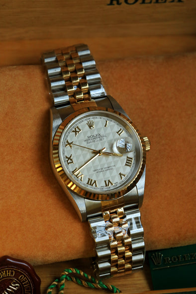 Rolex Oyster Perpetual Datejust Pyramid Dial NOS Full-Set