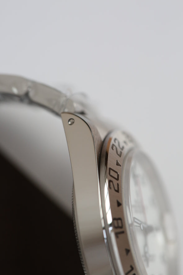 Rolex Explorer II 16570 White (Swiss) Dial Watch