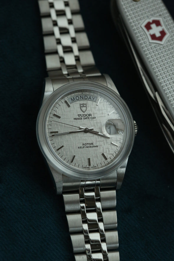 Tudor Prince Date-Day 76200 Silver Linen Dial New Old Stock