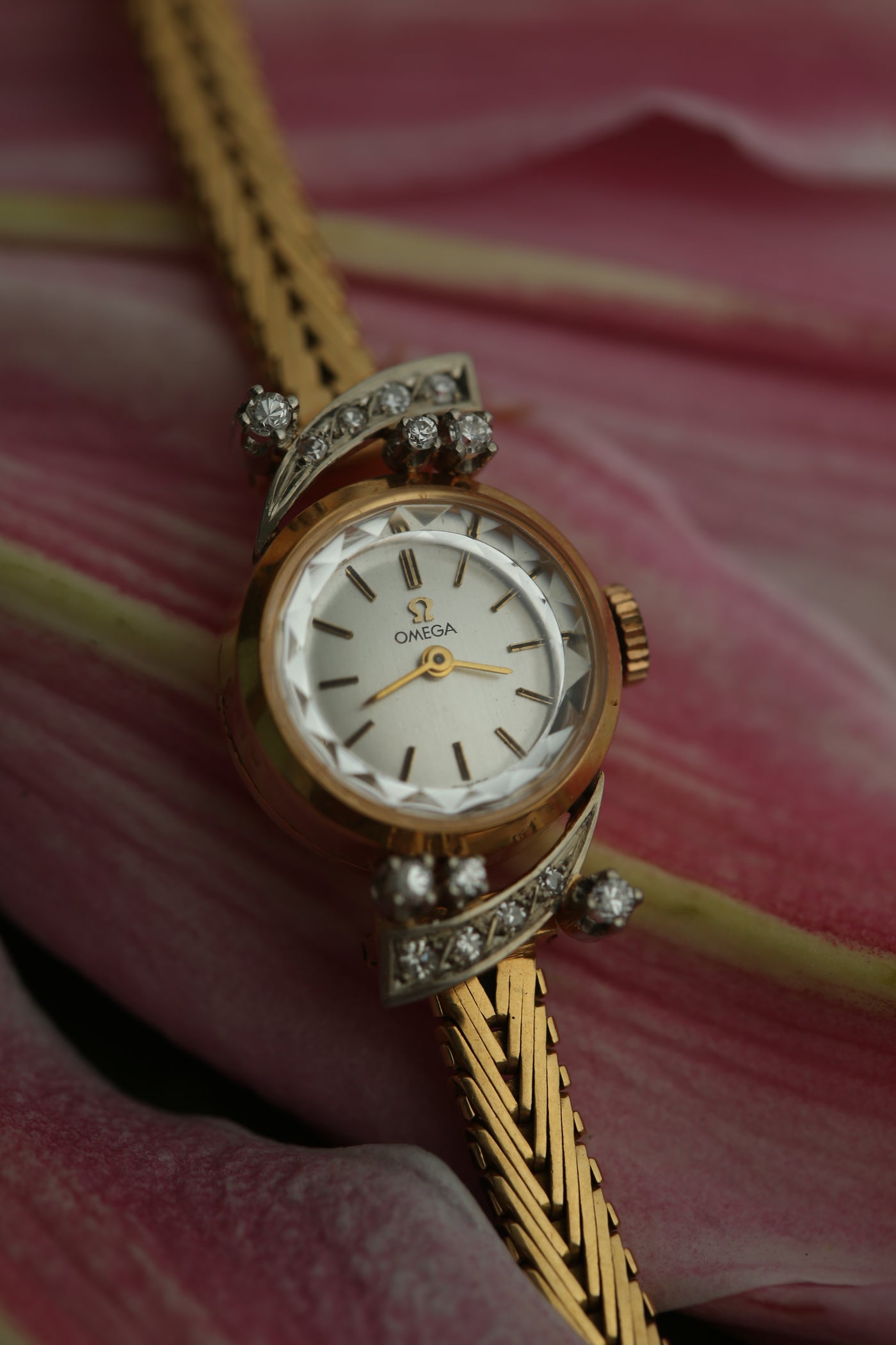 Omega vintage ladies dress watch Circa 1970s Mayfair Watch Omega vintage ladies dress watch Circa 1970s Mayfair Watch