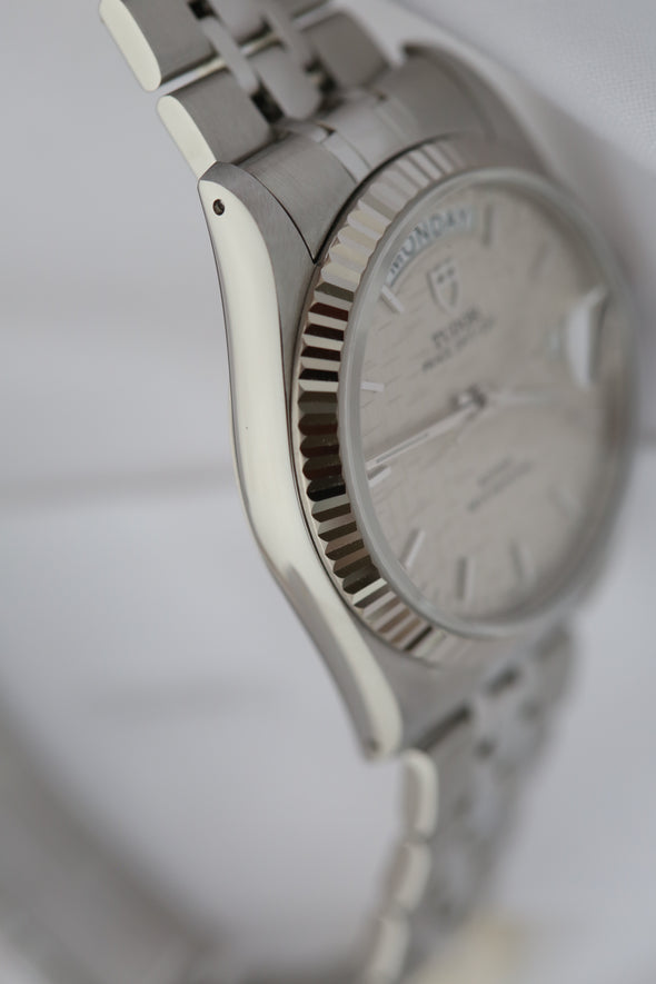 Tudor Prince Date-Day 76214 Linen dial watch Full-Set