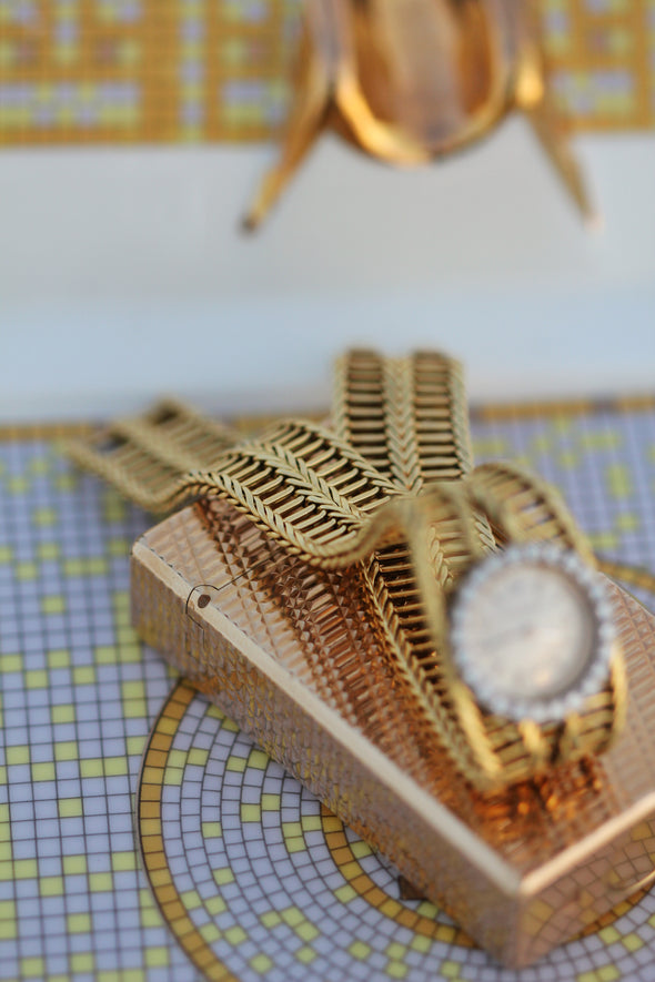 Jeager-LeCoultre 18 Karat Gold vintage ladies bracelet watch Circa 1950s