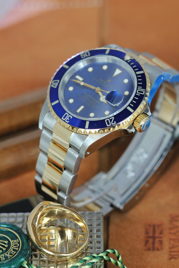 Rolex Submariner Date 16613 Watch Bluesy