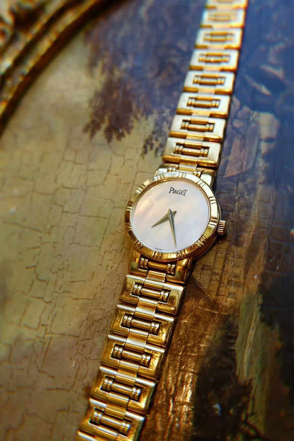 Piaget Dancer 18k Gold Mother of Pearl Dial Watch