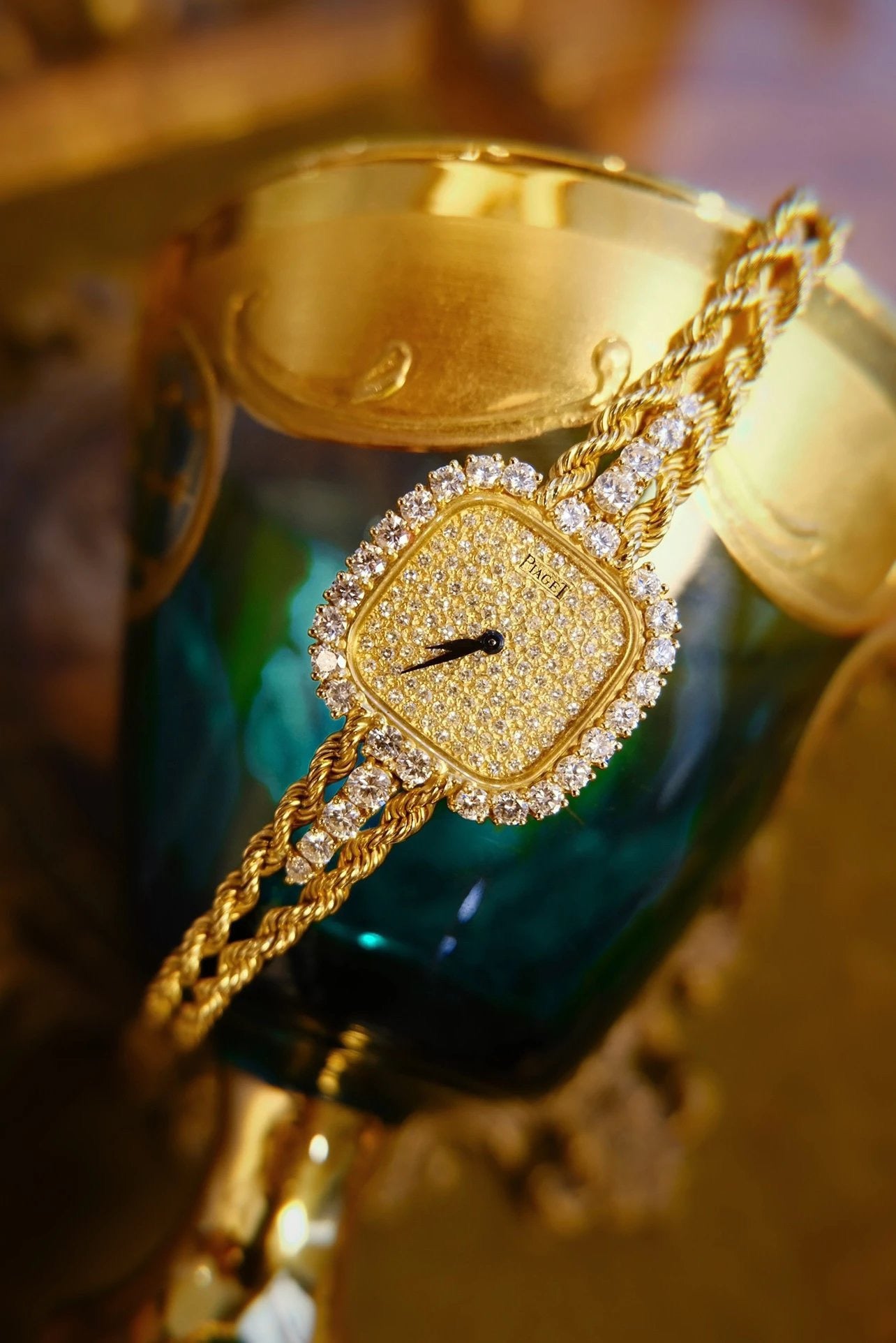 Piaget Diamonds Dial watch Mayfair Watch