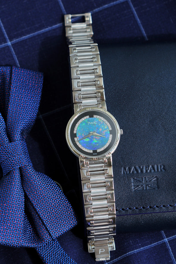 Piaget Opal & Onyx dial 18 Karat White Gold cocktail watch 1980S