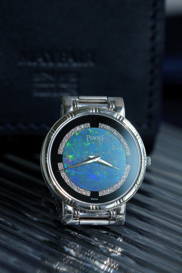 Piaget Opal & Onyx dial 18 Karat White Gold cocktail watch 1980S