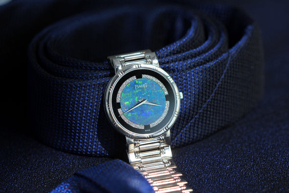 Piaget Opal & Onyx dial 18 Karat White Gold cocktail watch 1980S