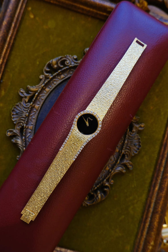 Piaget Yellow gold and diamond-set bracelet watch with onyx dial, Circa 1980