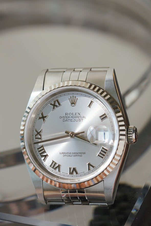 Rolex Datejust 36 Silver Roman Dial 16234 Full-Set 2005