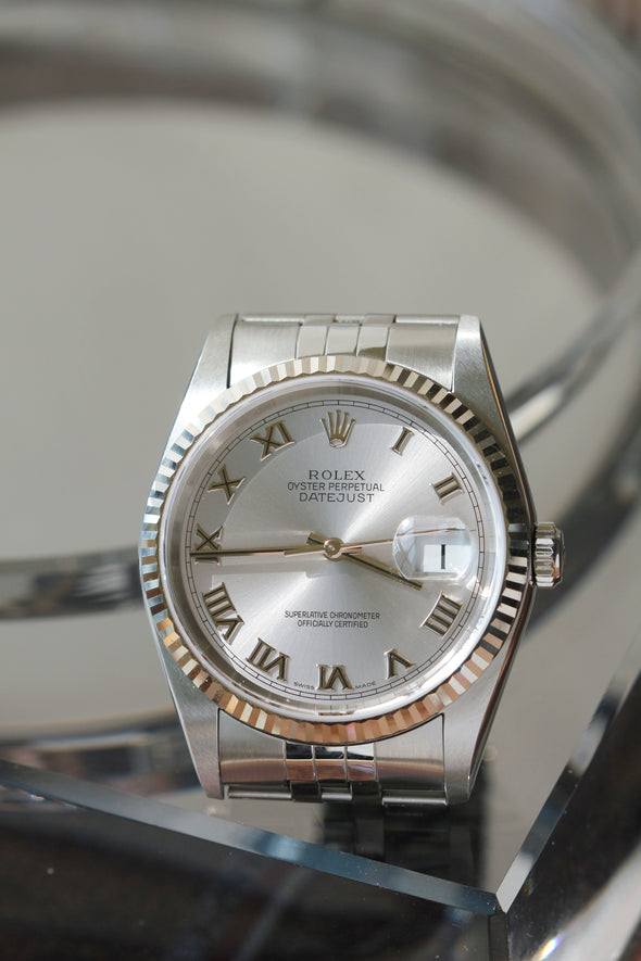 Rolex Datejust 36 Silver Roman Dial 16234 Full-Set 2005