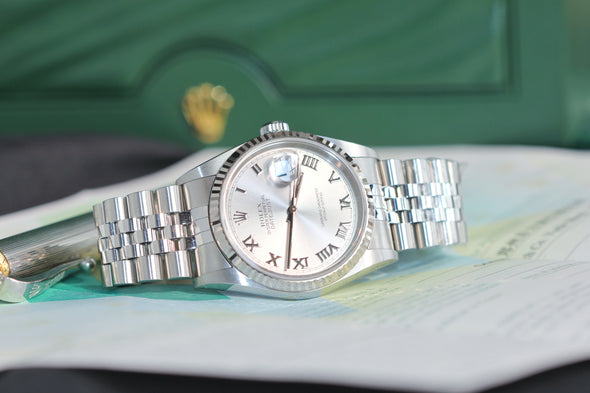 Rolex Datejust 36 Silver Roman Dial 16234 Full-Set 2005