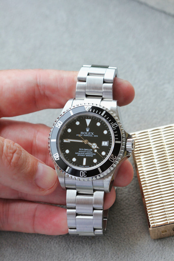 Rolex Sea-Dweller 4000 16600 watch