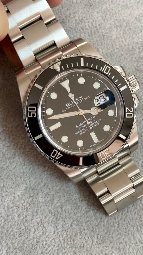 Rolex Submariner Date 116610LN Full-set watch