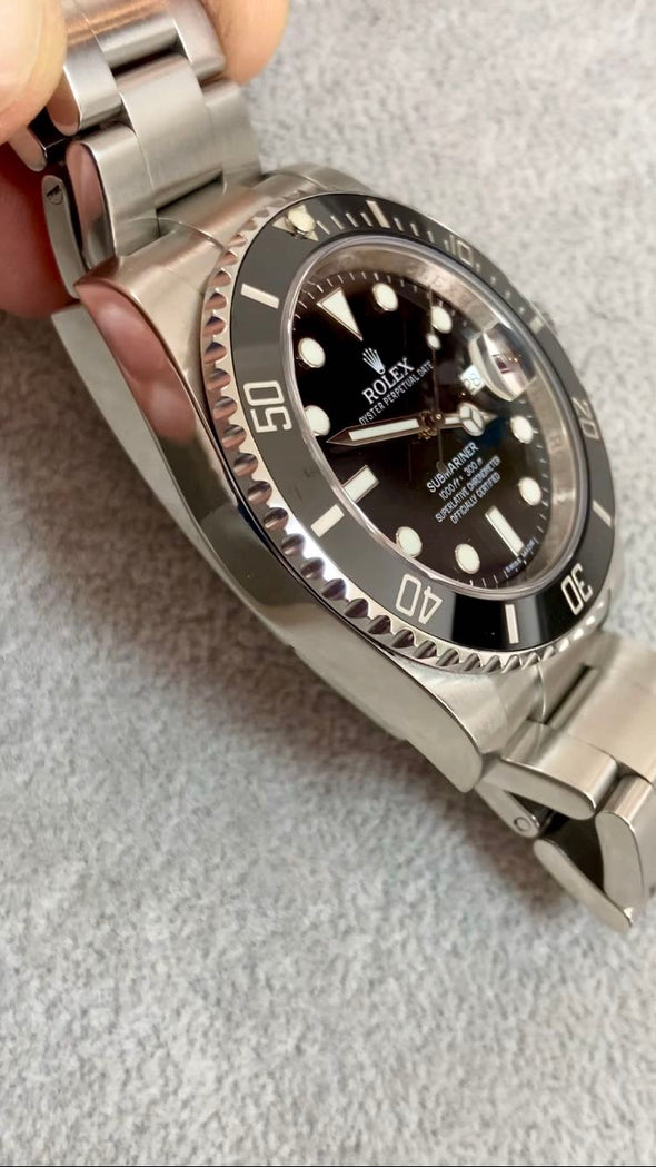 Rolex Submariner Date 116610LN Full-set watch