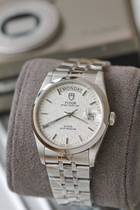 Tudor Prince Date-Day 76200 Linen Dial watch