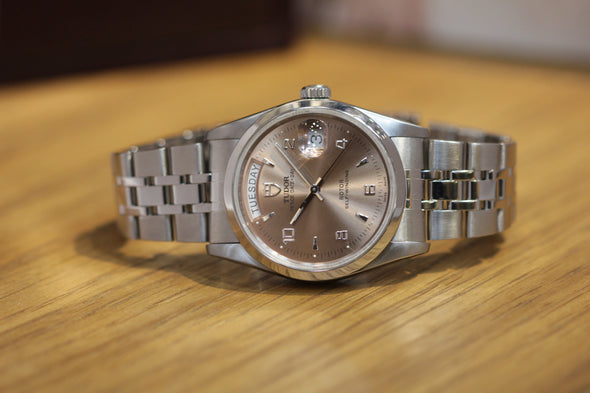 Tudor Prince Date-Day 76200 rare Salmon pink 2-4-6-8-10 dial Watch