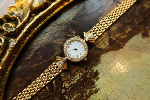 Baume & Mercier 18 Karat Gold Diamond classic Ladies Watch
