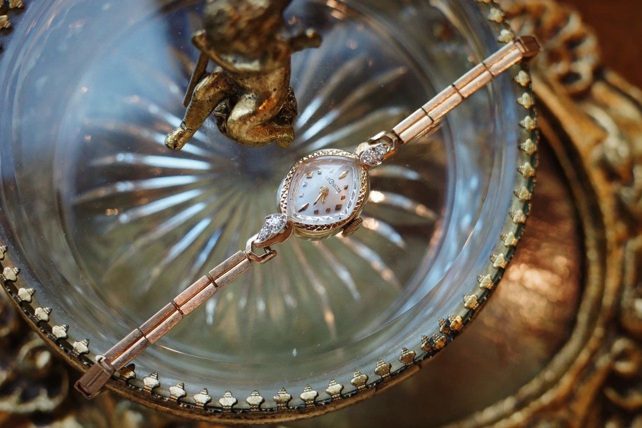 Lecoultre 14k hotsell gold watch