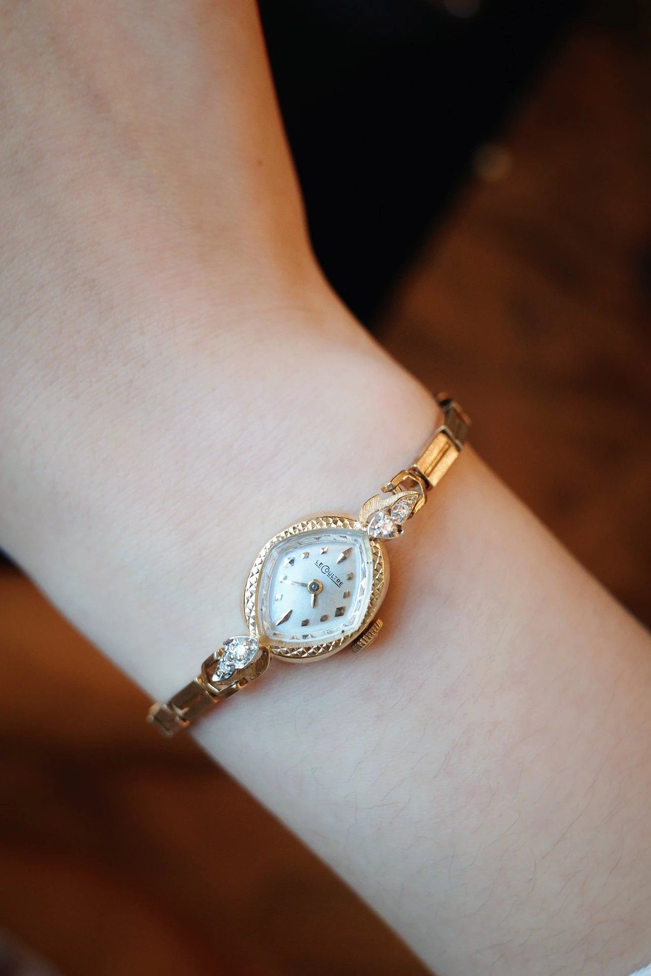 Small vintage womens watch online