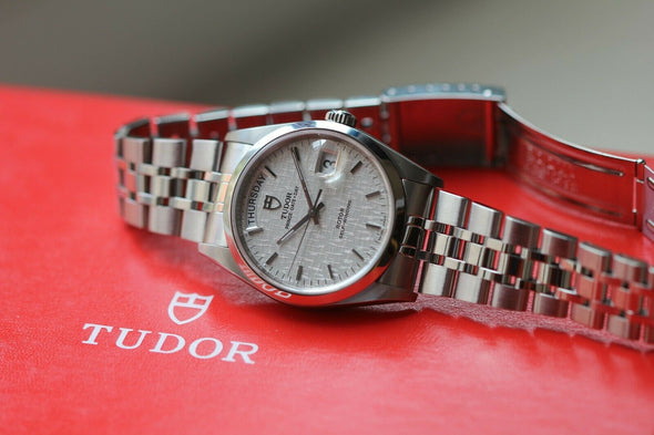 Tudor Prince Date-Day 76200 Linen dial watch