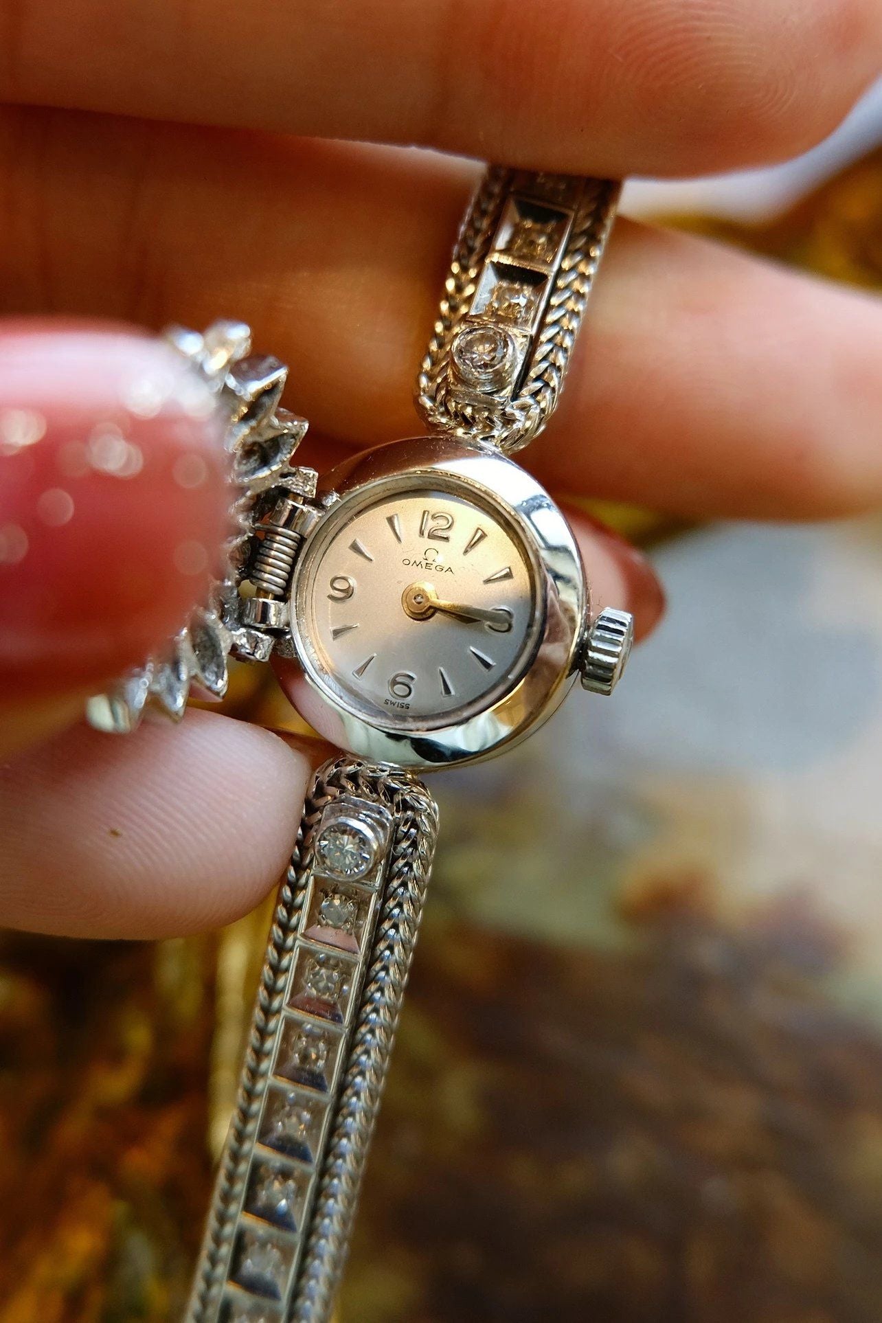 Omega Rare 14 Karat Gold vintage diamond ladies dress watch Circa