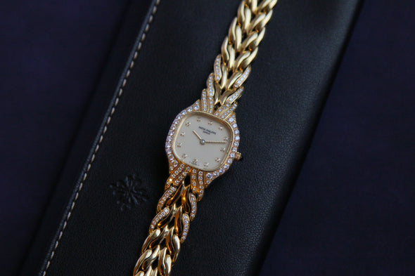 Patek Philippe 18ct gold La Flamme bracelet watch