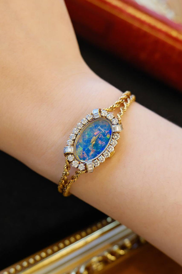 Piaget Opal Diamonds 18 Karat Gold watch