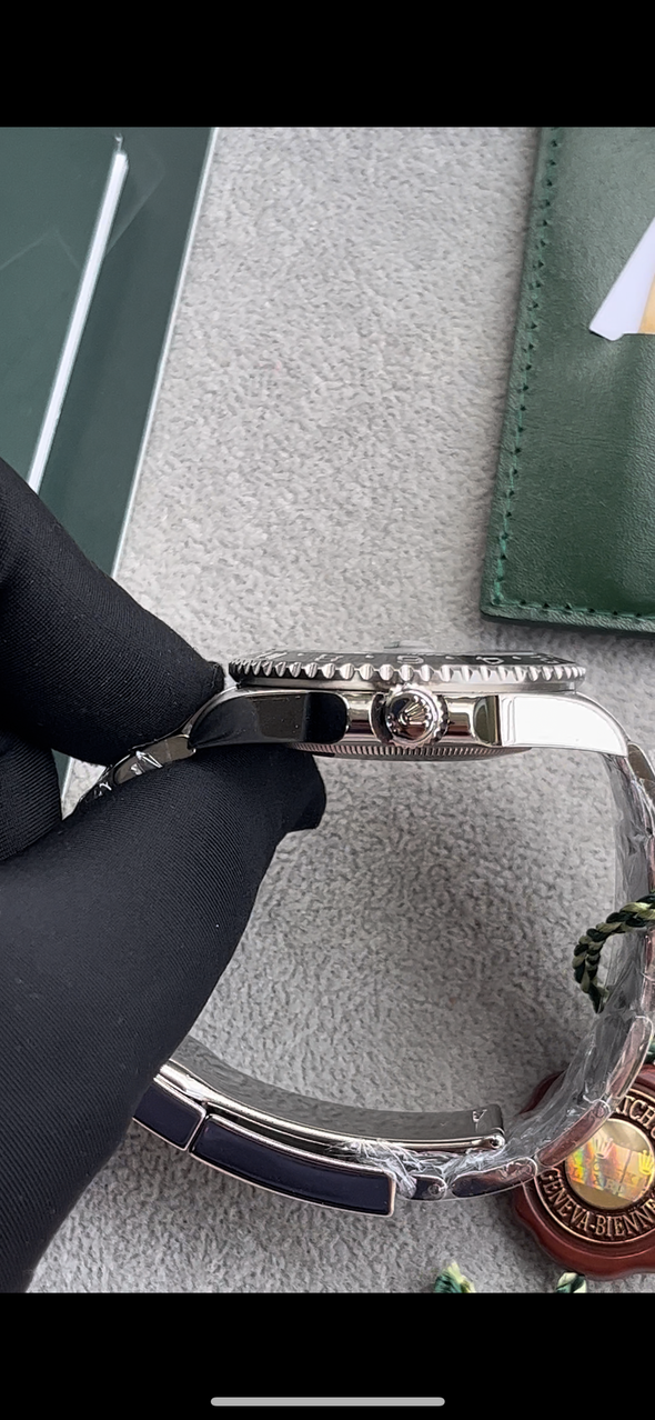 Rolex GMT-Master II 116710LN Full-Set