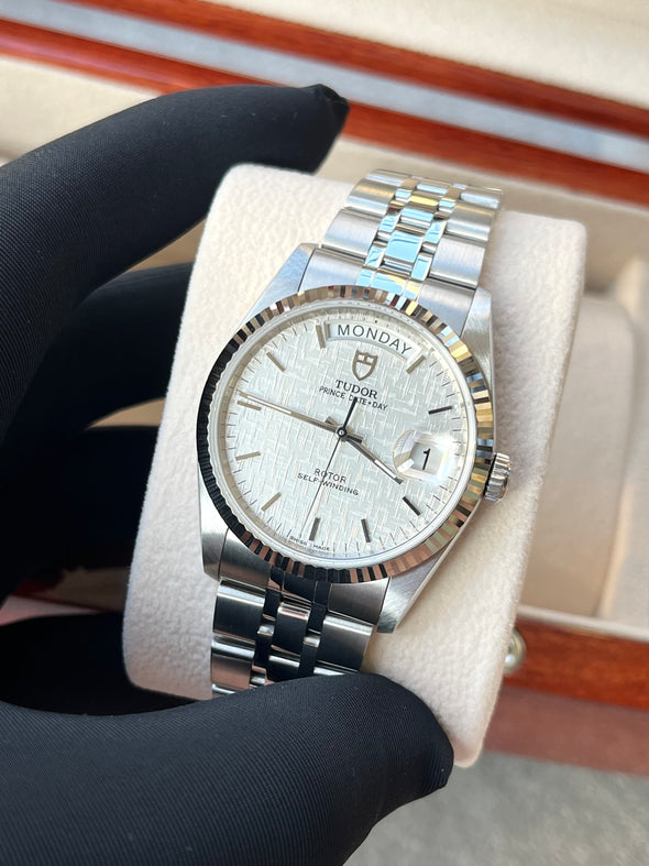 Tudor Prince Date-Day 76214 Automatic Linen dial watch