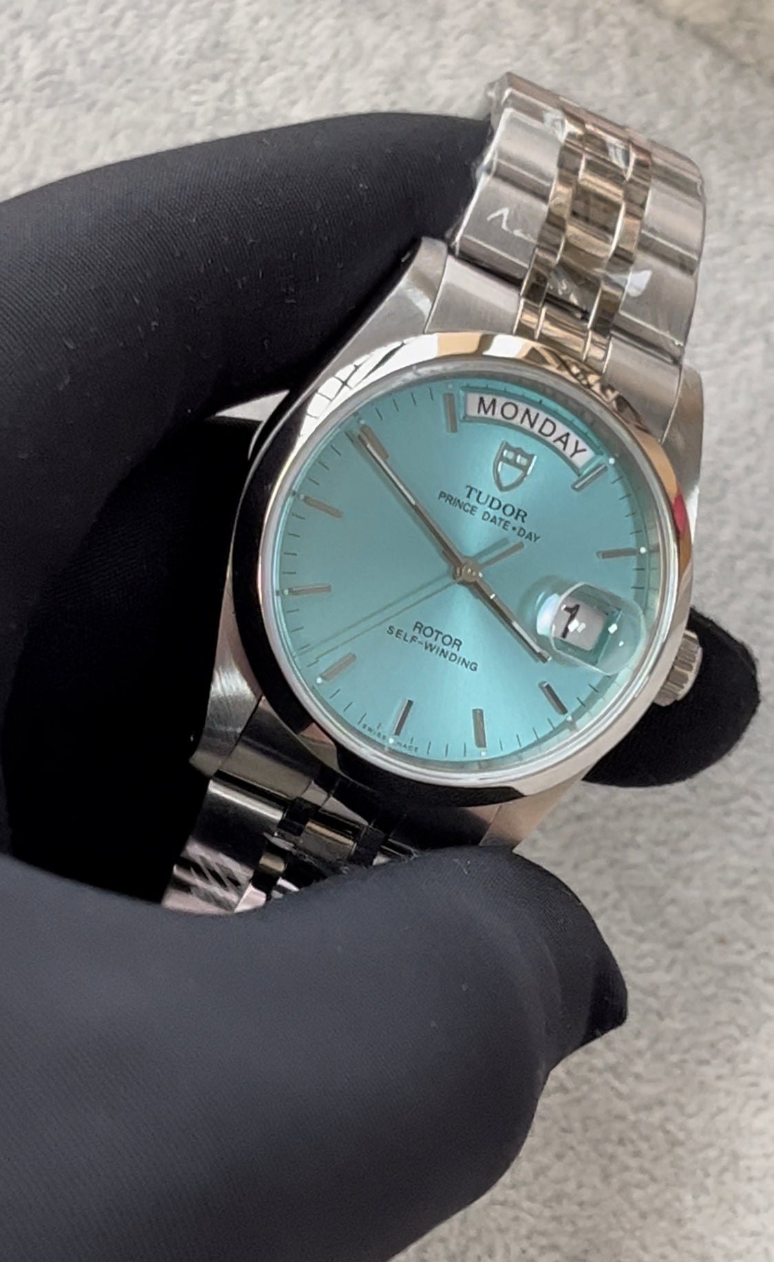 Tudor 76200 for sale on sale