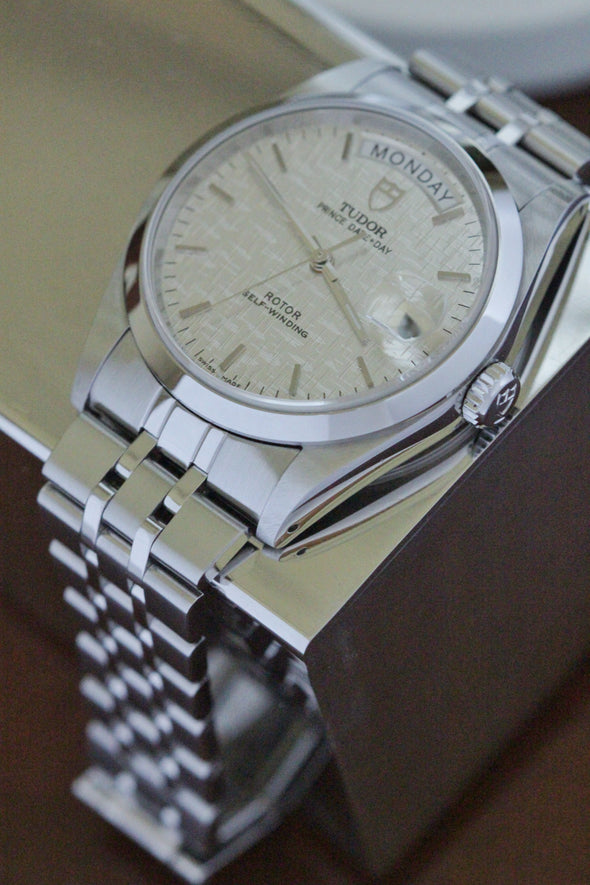 Tudor Prince Date-Day 76200 Linen Dial Full-set 2017 Watch